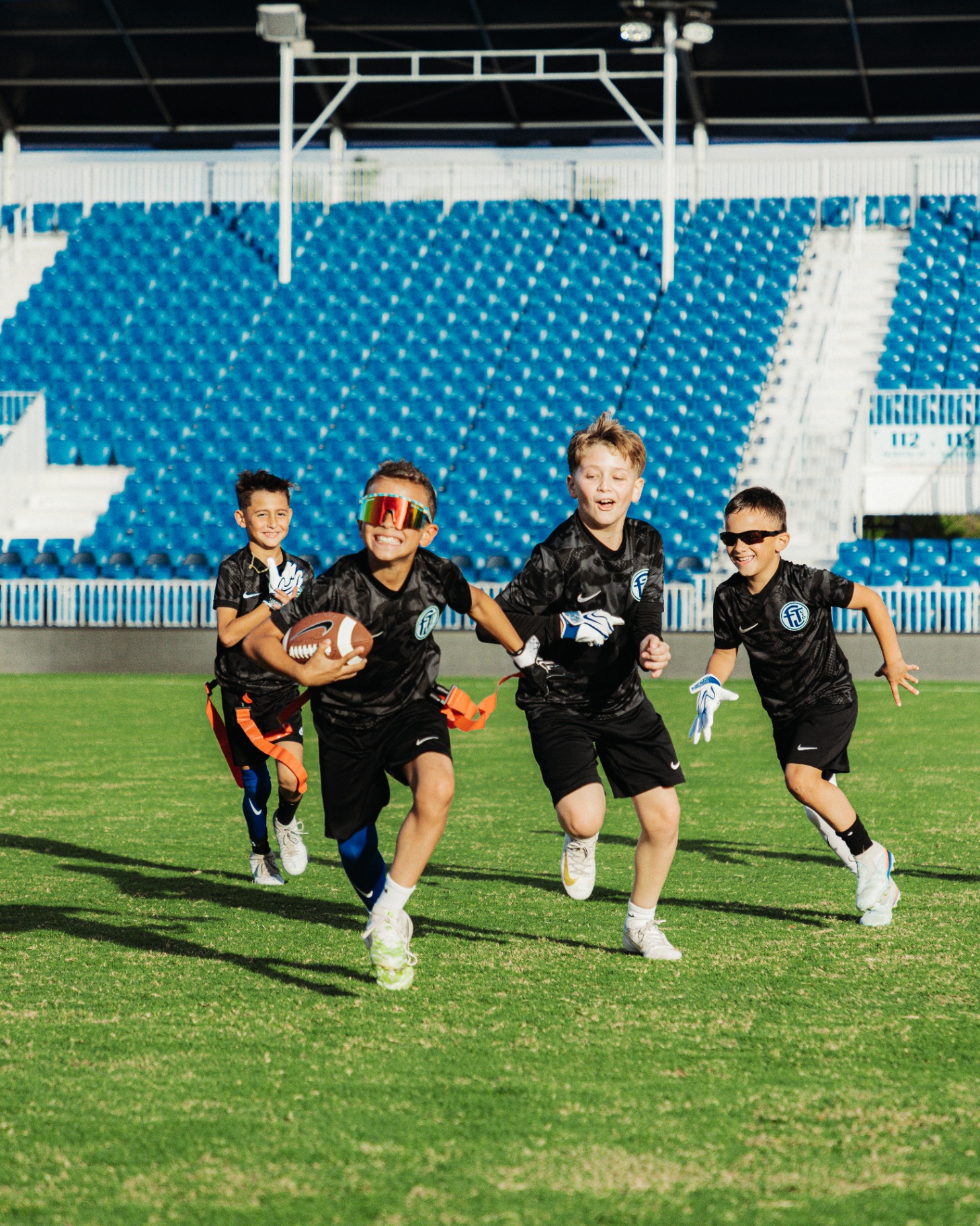 YOUTH CO-ED
(FREE AGENTS)